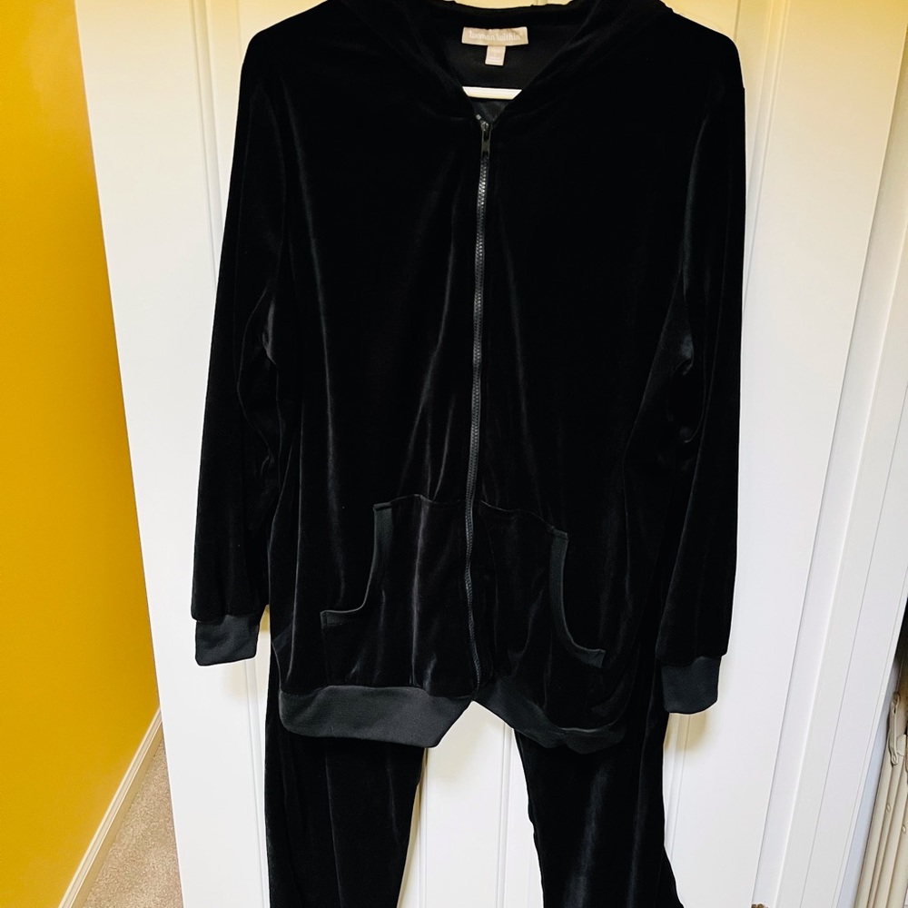 SOLD. Soft Black Velvet Jacket and Pants 18-20W